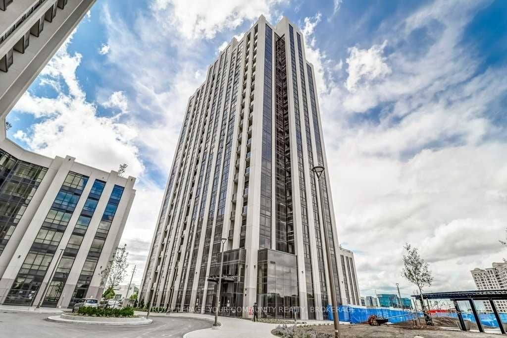 9085 Jane St, #220