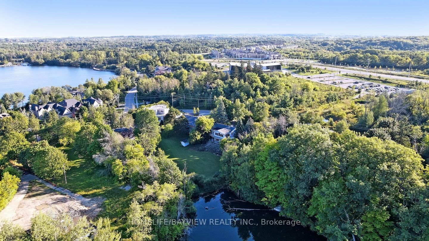 28 Bayview Park Lane
