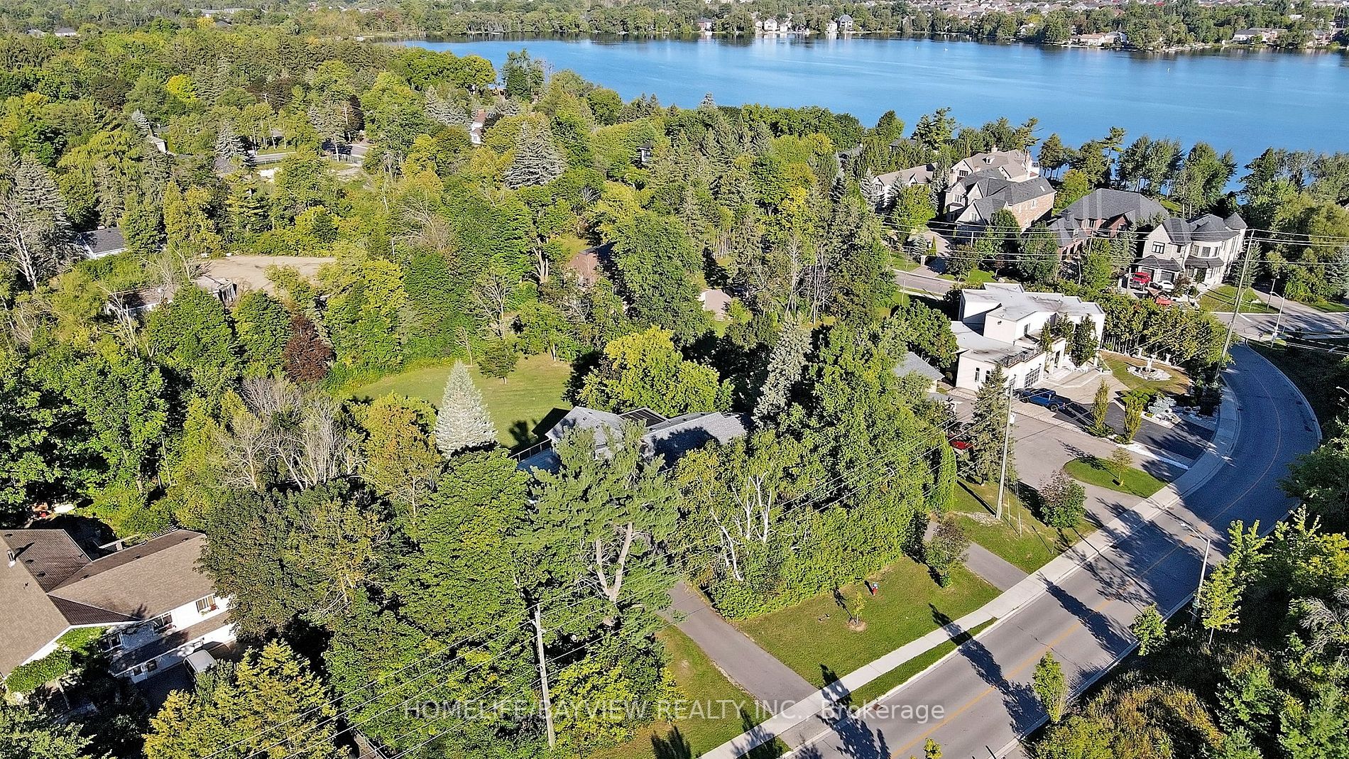 28 Bayview Park Lane