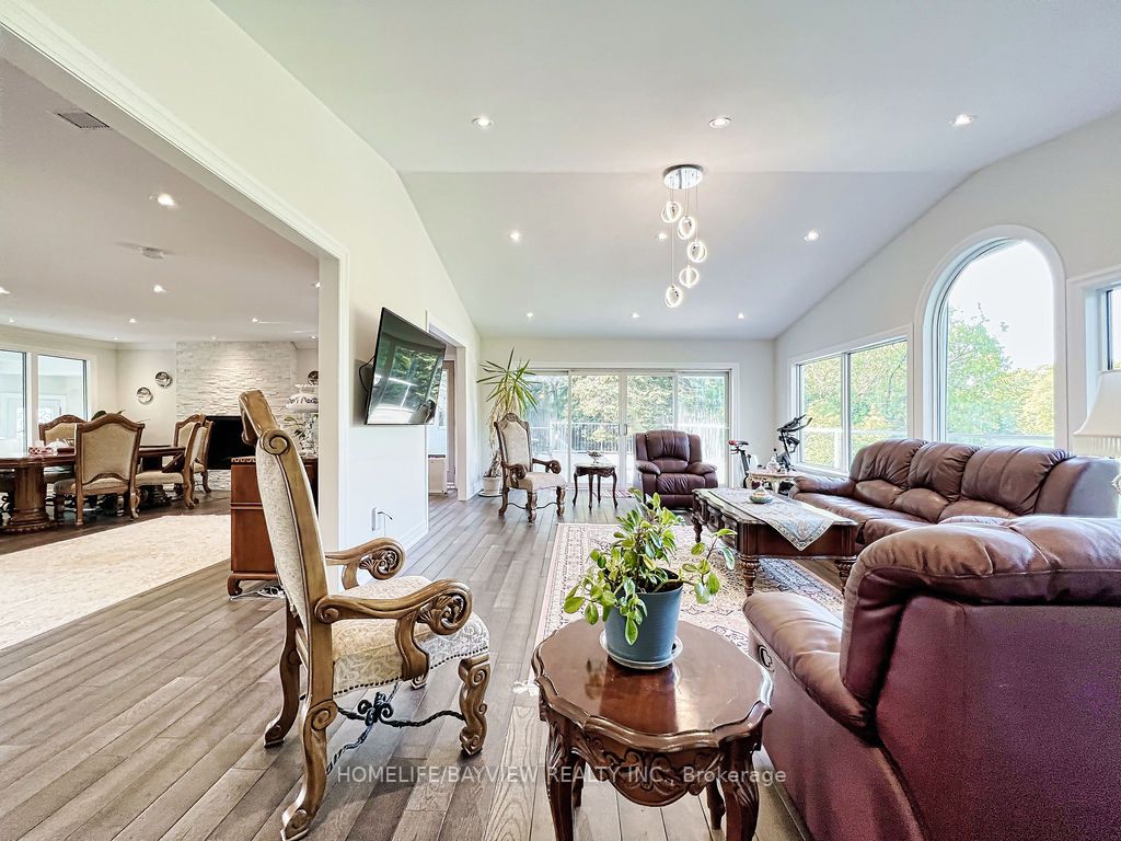 28 Bayview Park Lane