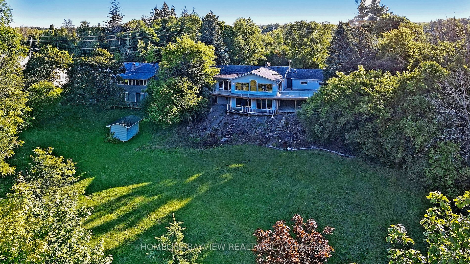 28 Bayview Park Lane