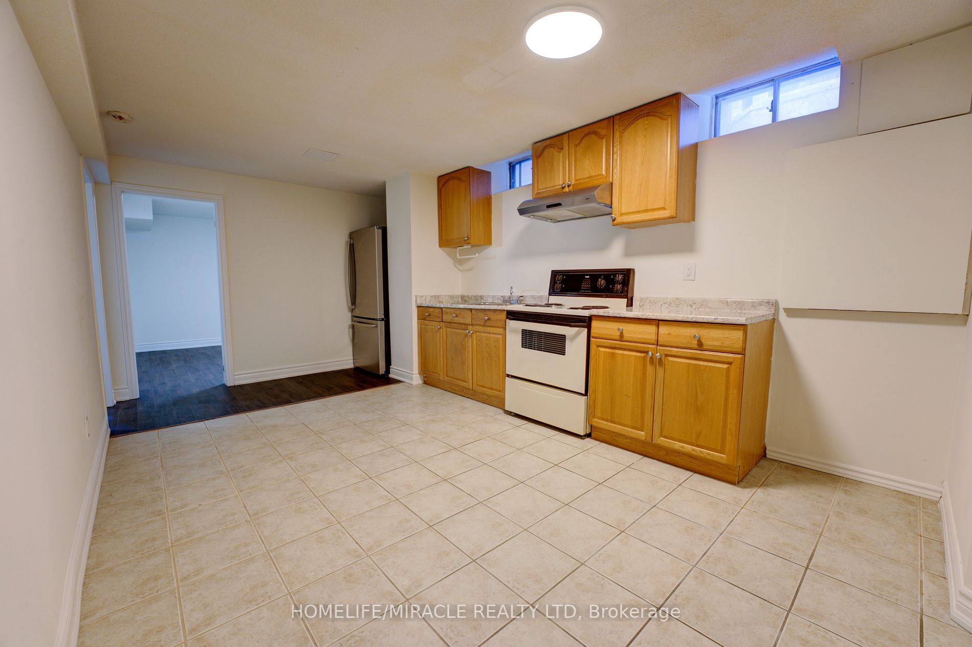 31 Clarion Cres