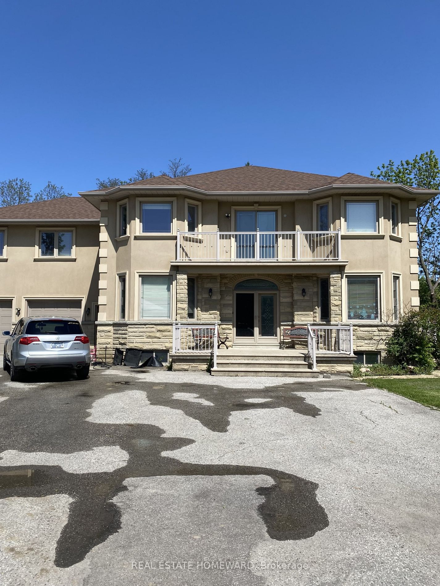 7400 Islington Ave