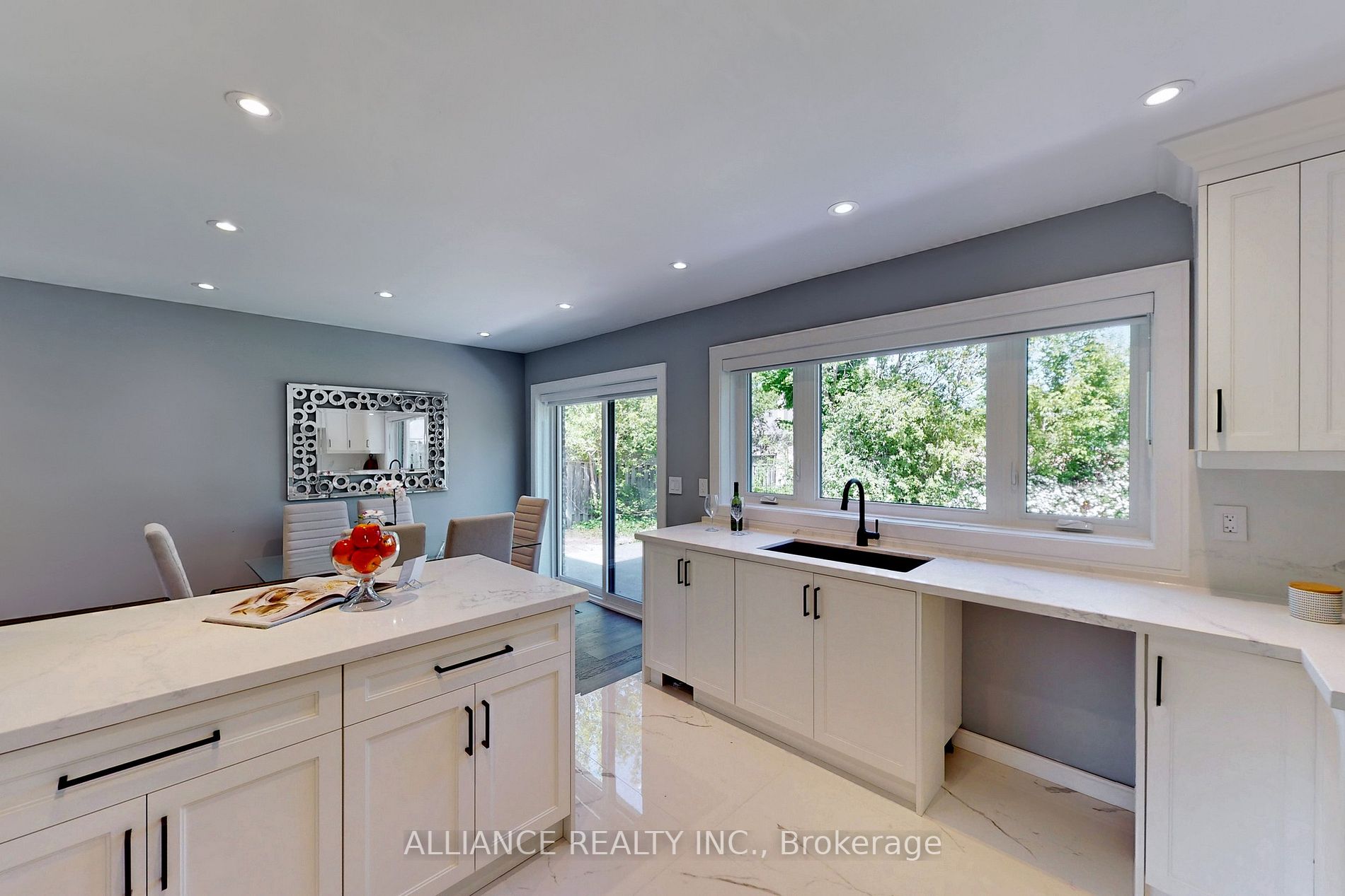 365 Neal Dr