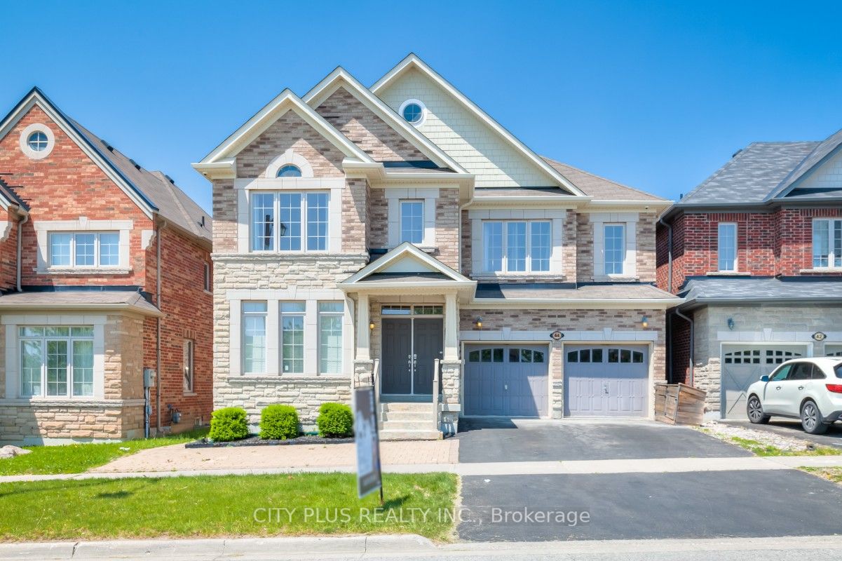 44 Augustine Ave