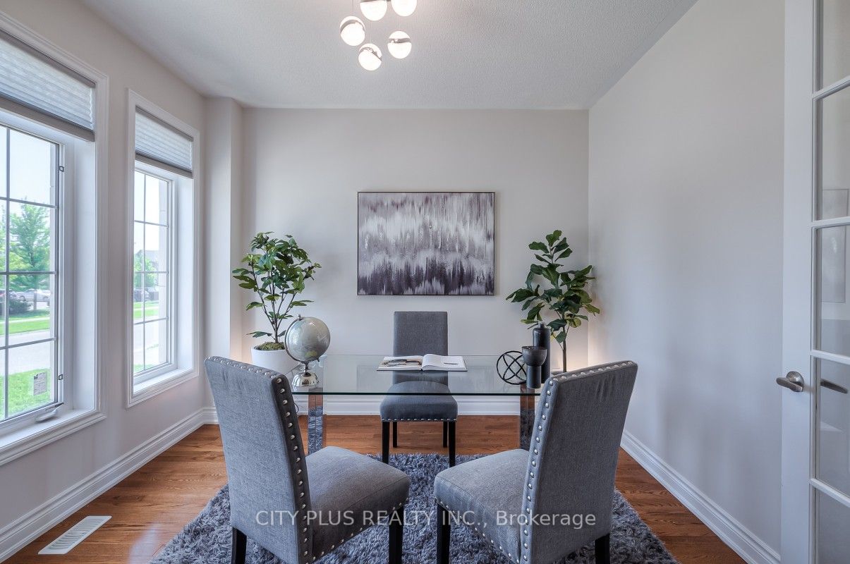 44 Augustine Ave