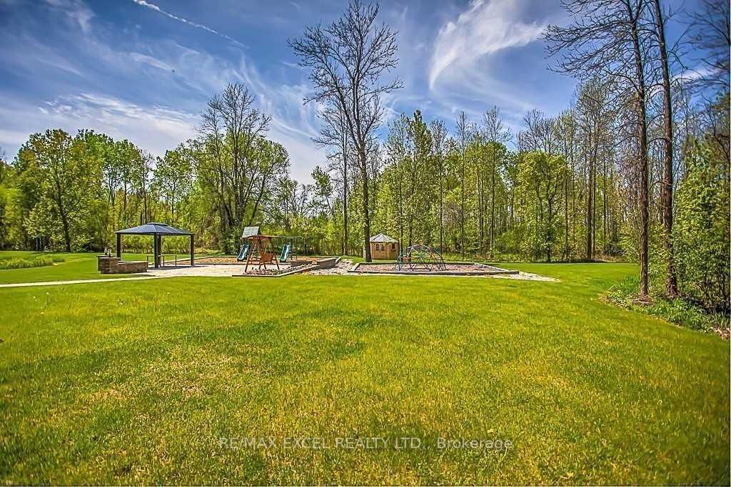 4437 5th Side Road