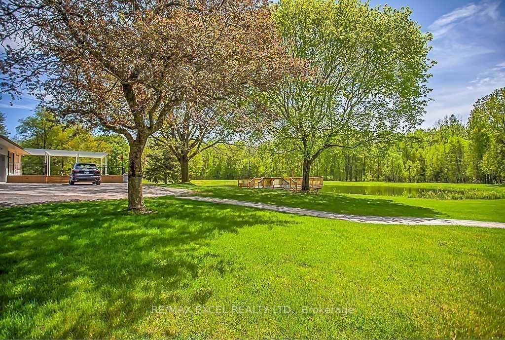 4437 5th Side Rd