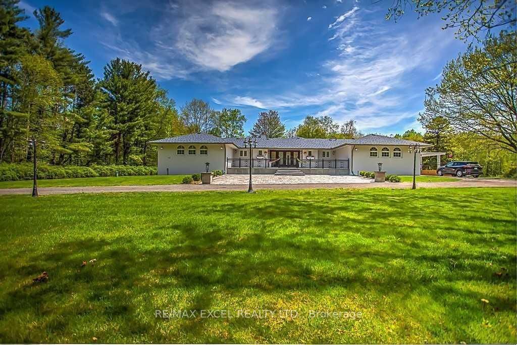 4437 5th Side Rd