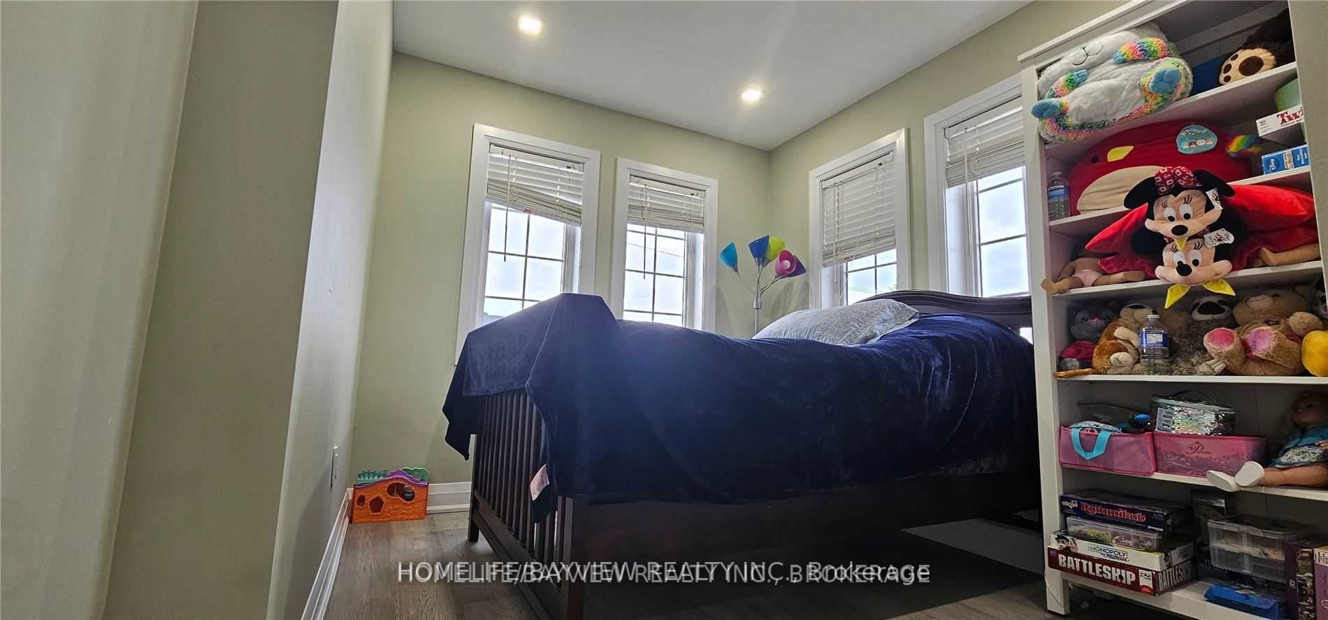 36 Lodgeway Dr