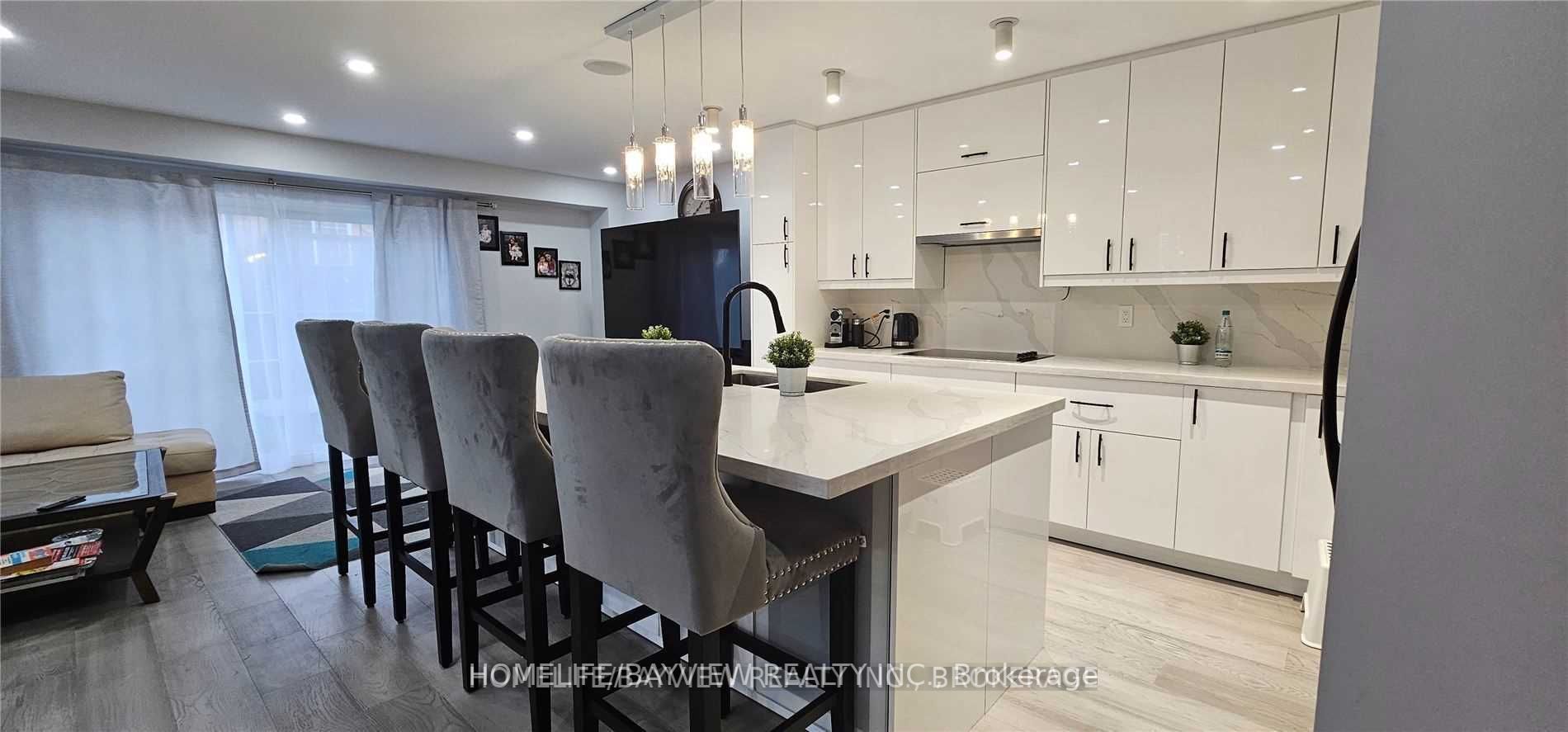 36 Lodgeway Dr