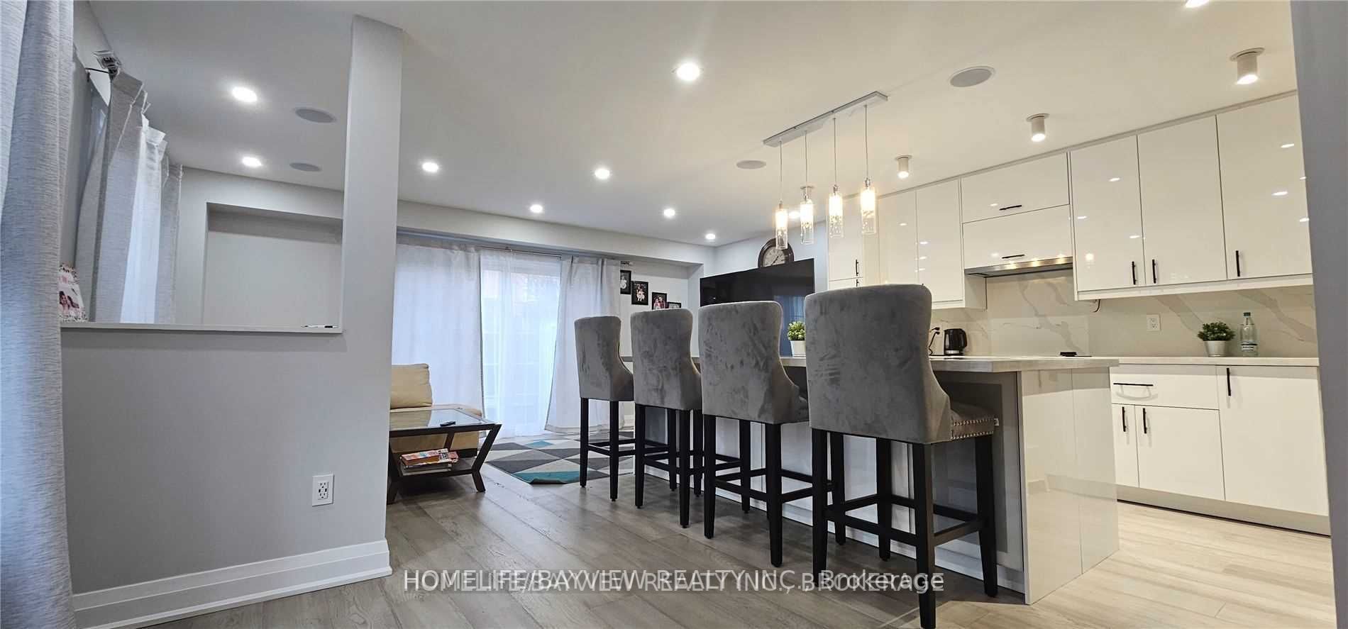36 Lodgeway Dr