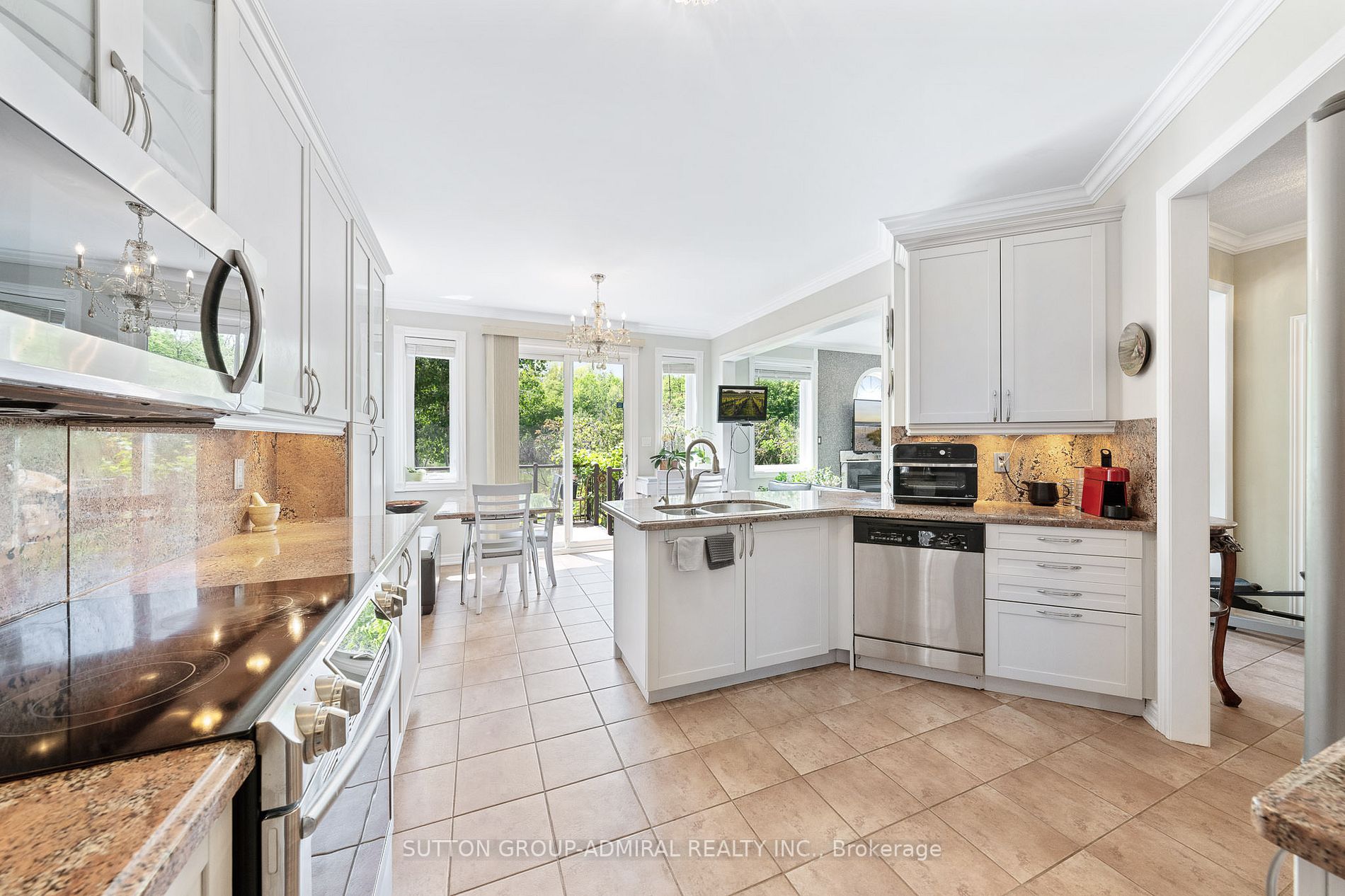 47 Sagecrest Cres