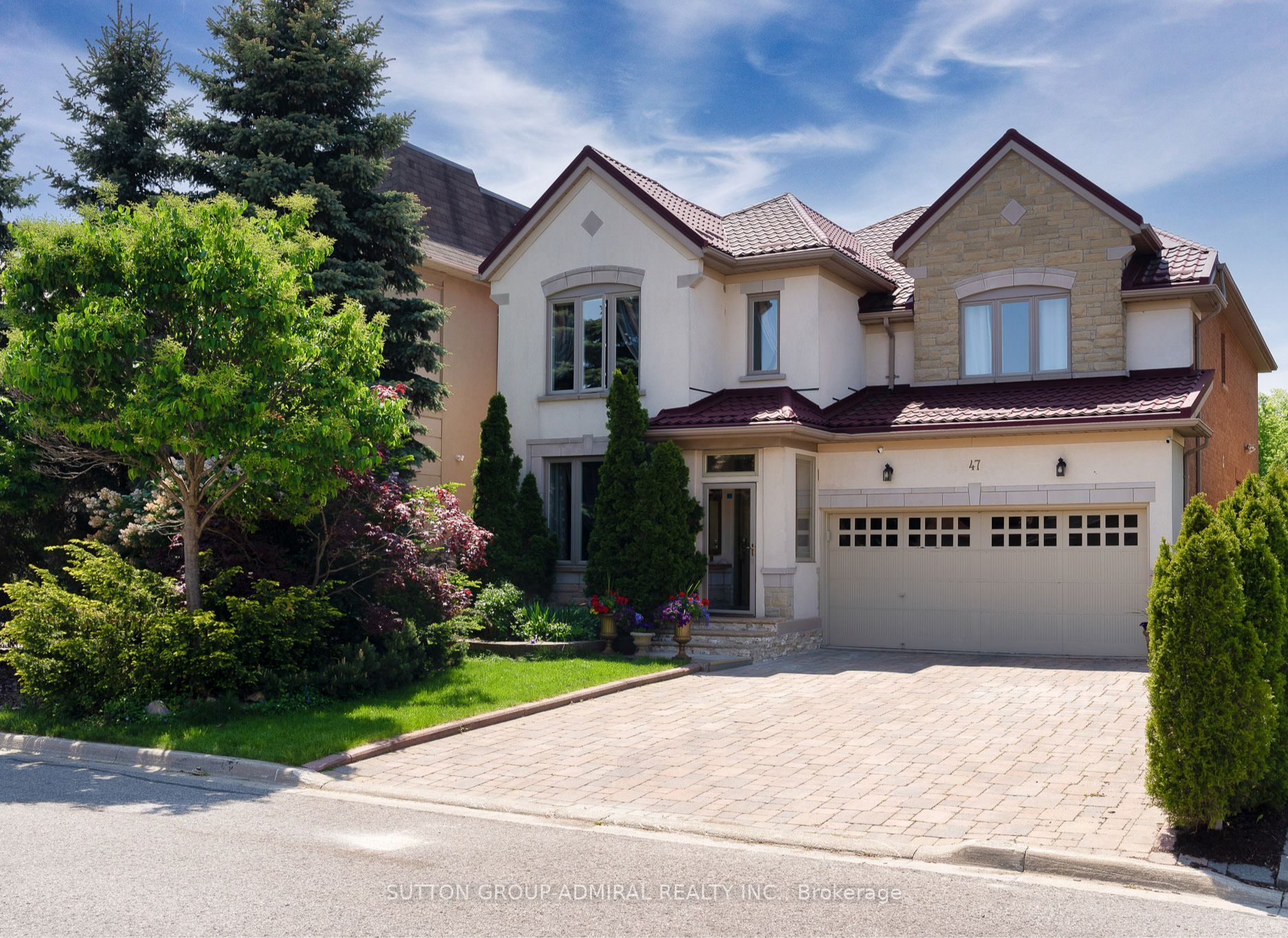 47 Sagecrest Cres