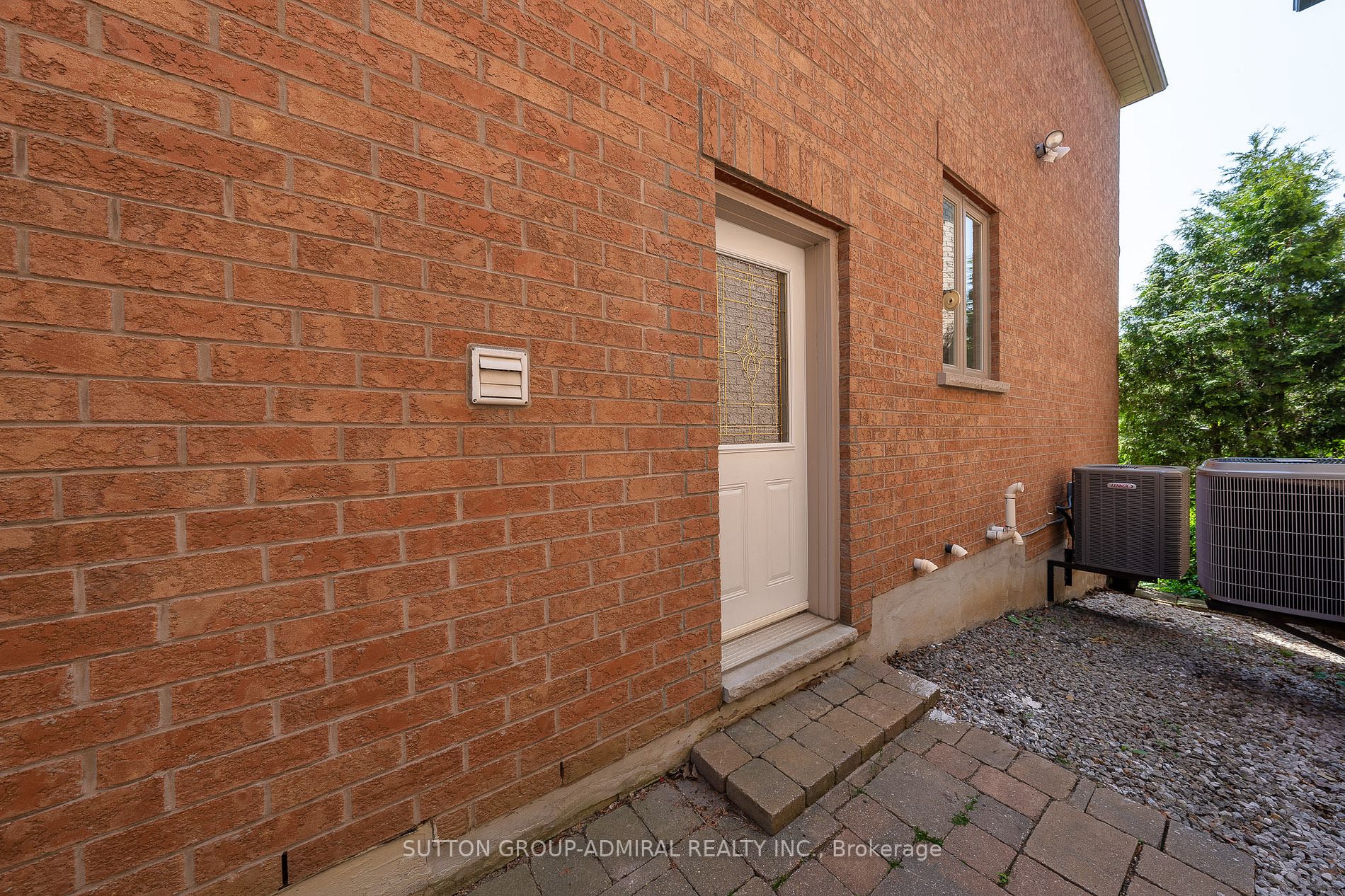 47 Sagecrest Cres