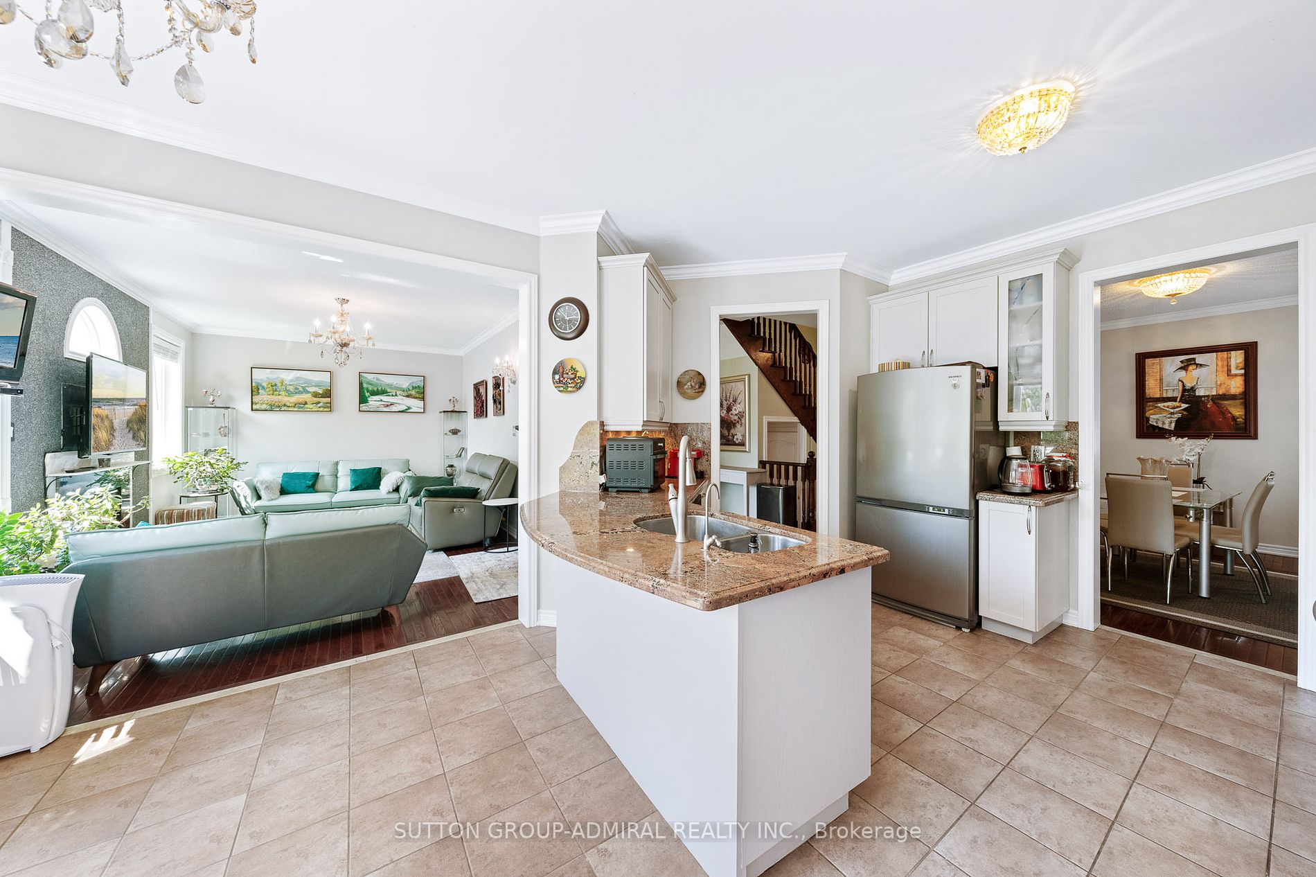 47 Sagecrest Cres