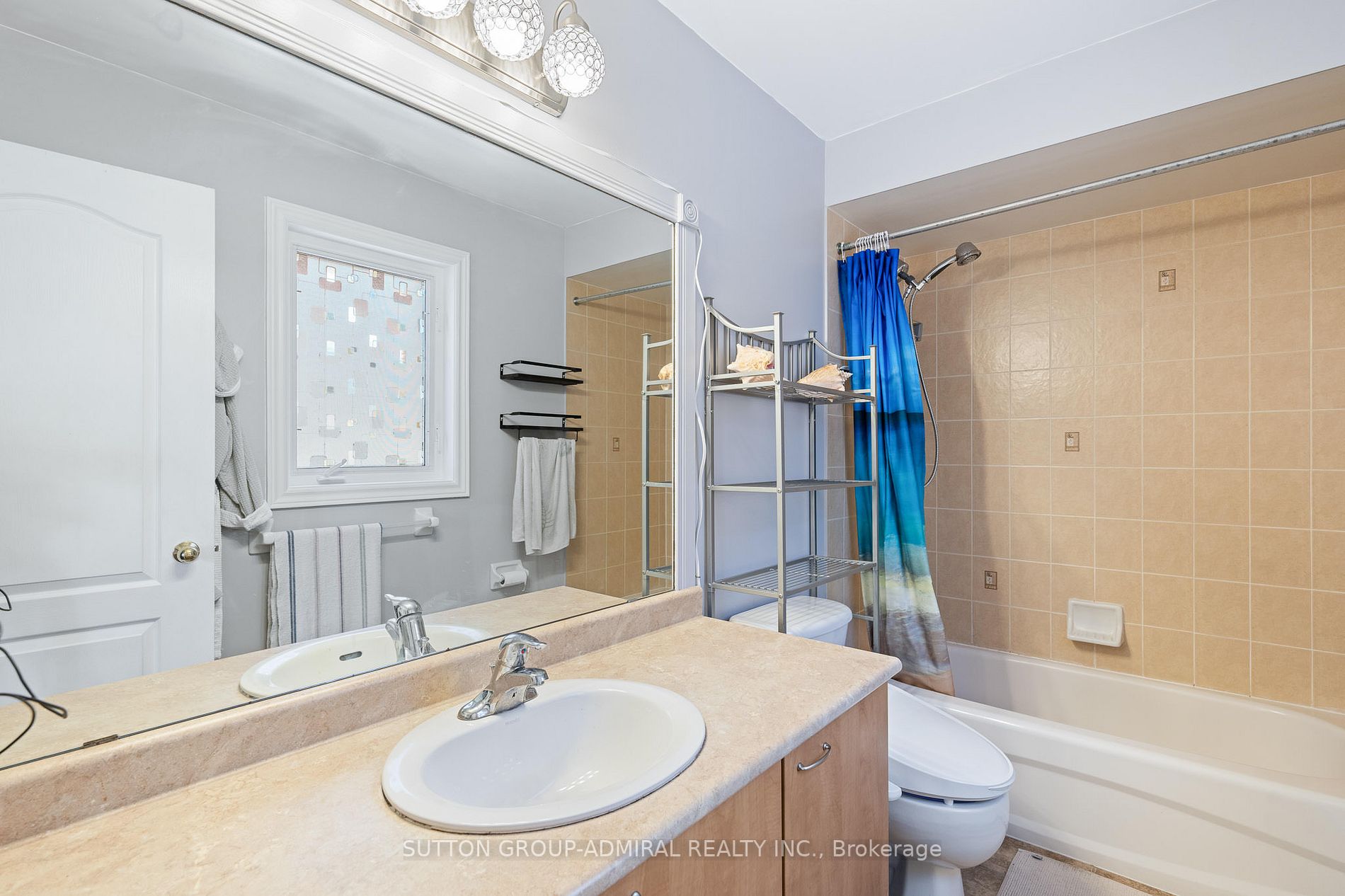 47 Sagecrest Cres