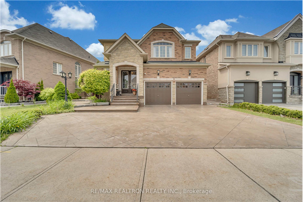 12 Lady Valentina Ave, Vaughan