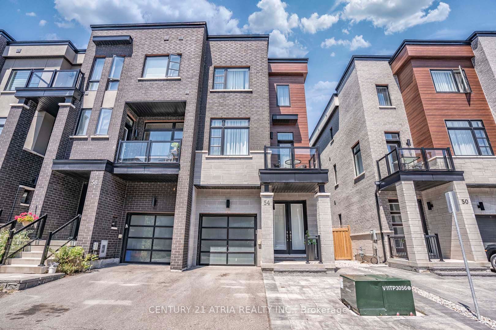 54 Laskin Dr