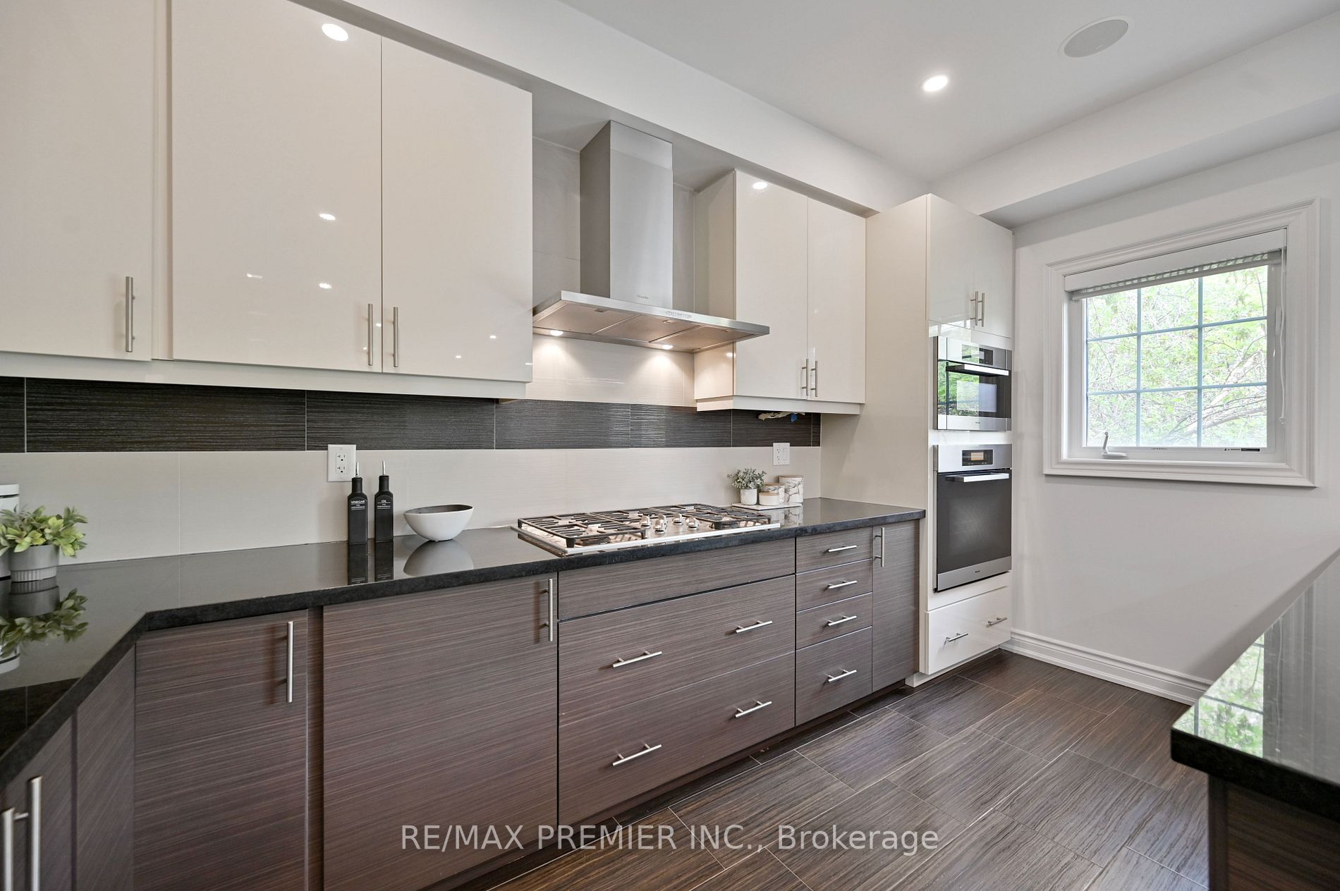 348 Upper Post Rd, Vaughan
