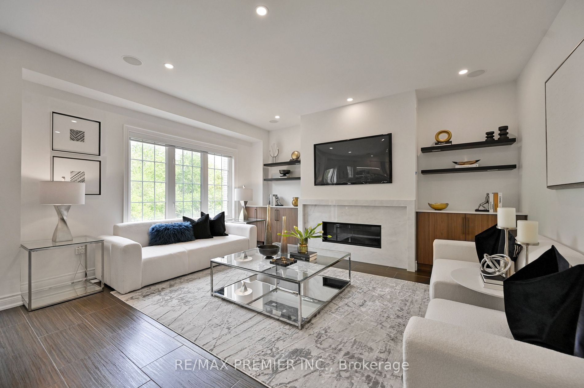 348 Upper Post Rd, Vaughan
