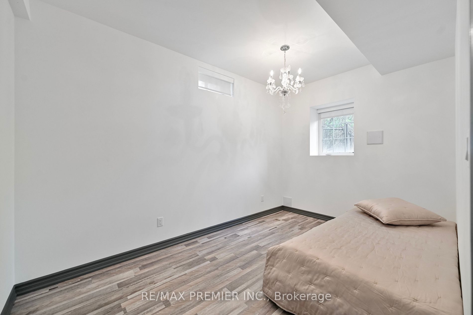 348 Upper Post Rd, Vaughan