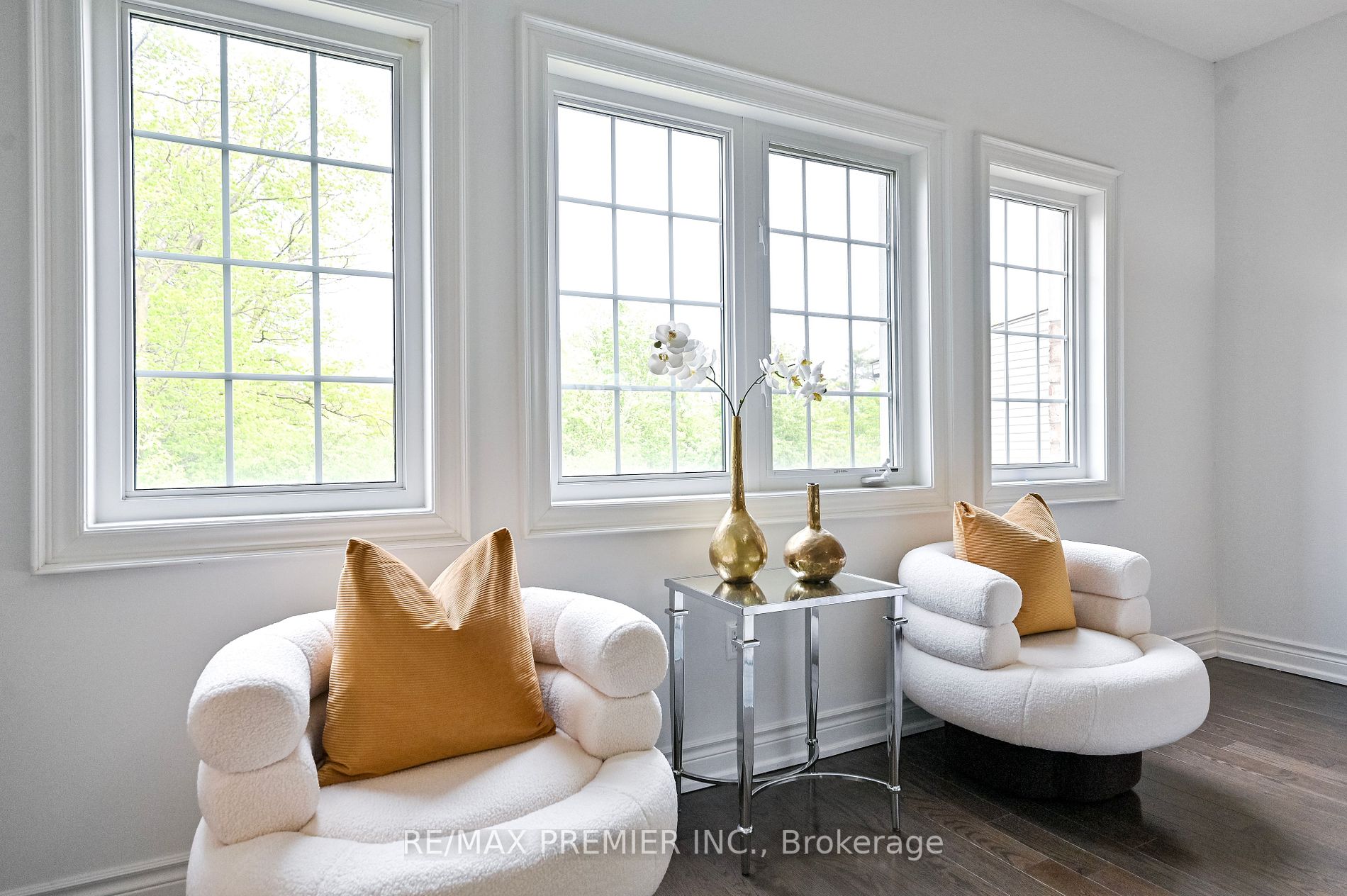 348 Upper Post Rd, Vaughan