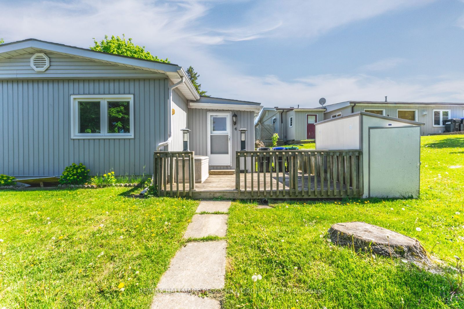 4 Mimosa Dr