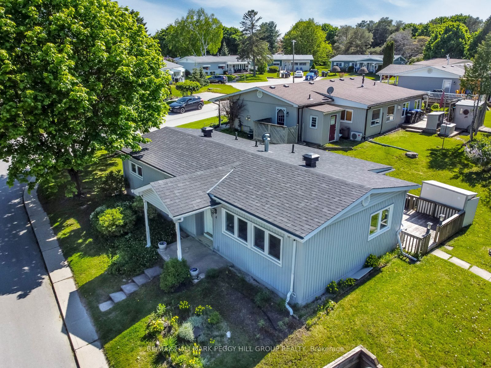 4 Mimosa Dr