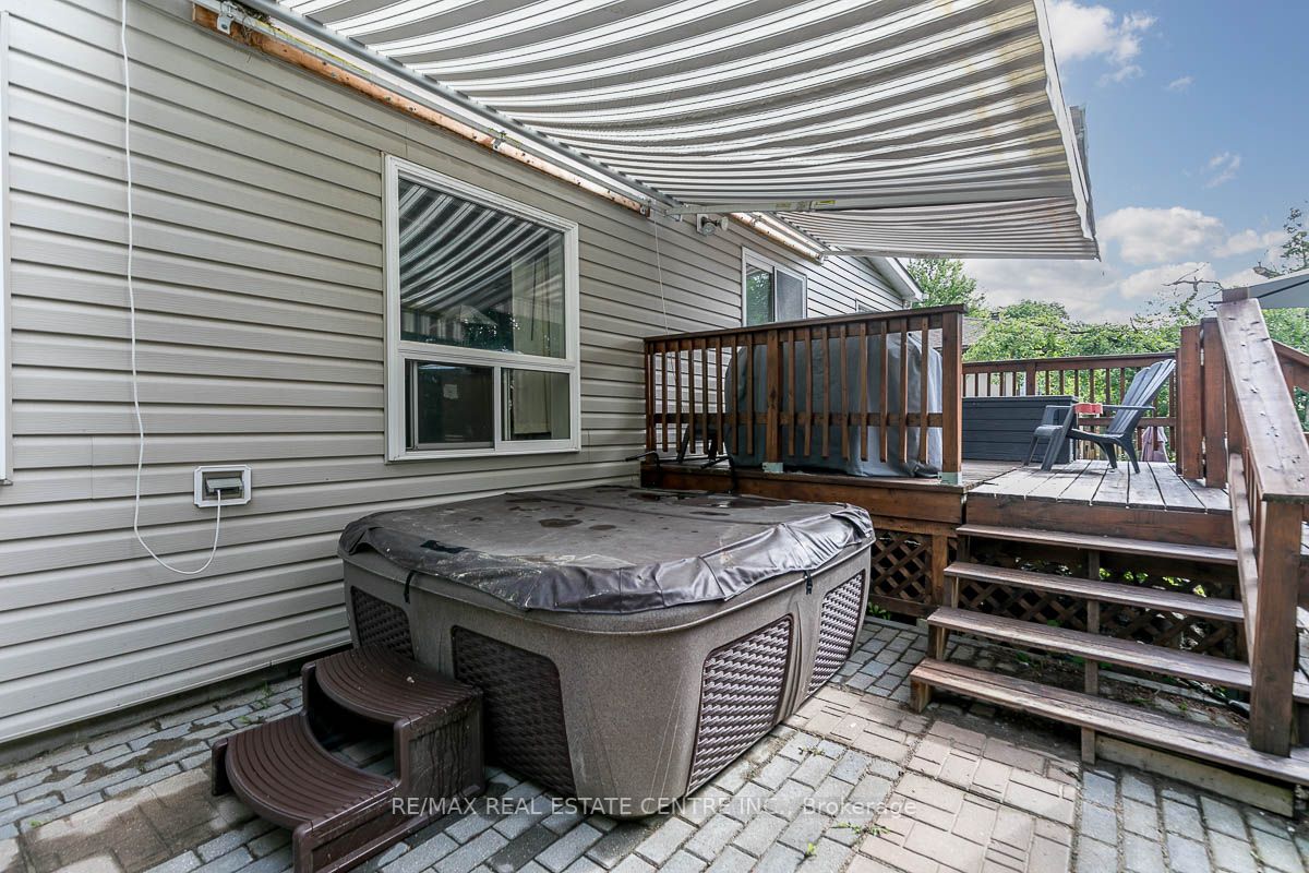 67 Davidson Dr