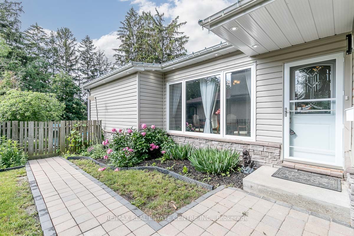 67 Davidson Dr