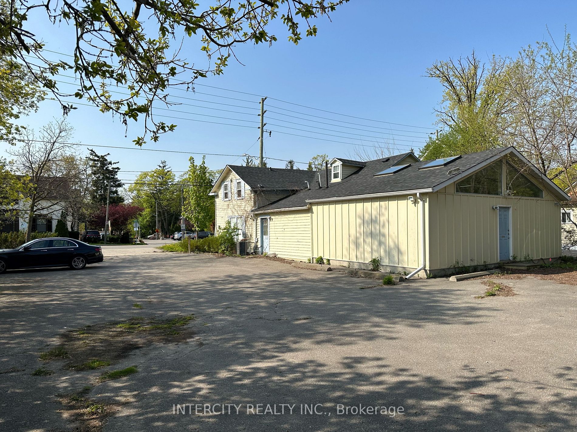 Listing N6069588 - Large Photo # 1