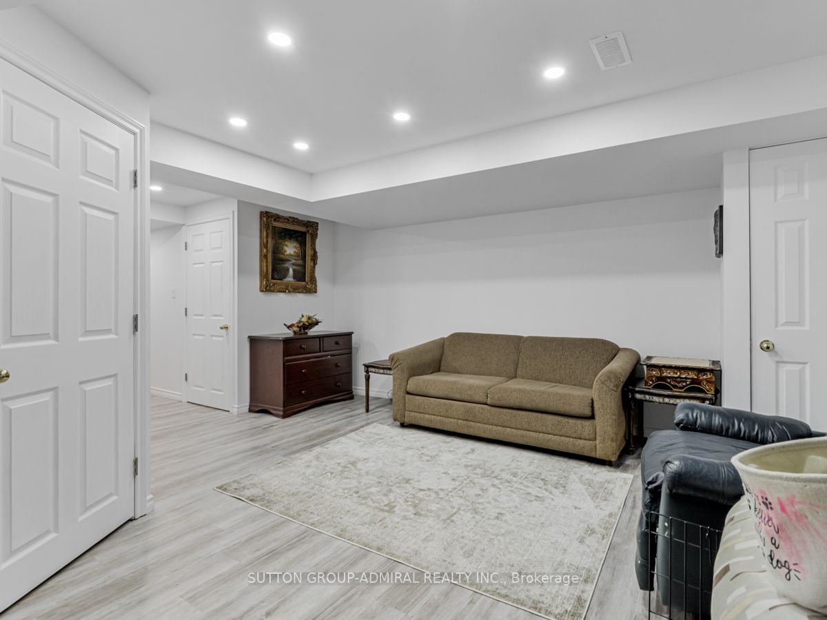 88 Mccann Cres, Bradford West Gwillimbury