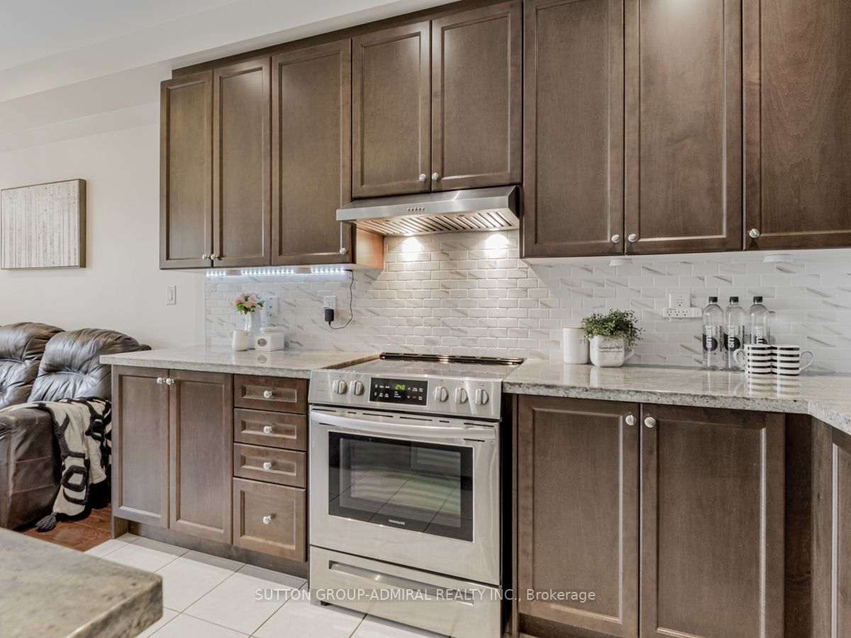 88 Mccann Cres, Bradford West Gwillimbury
