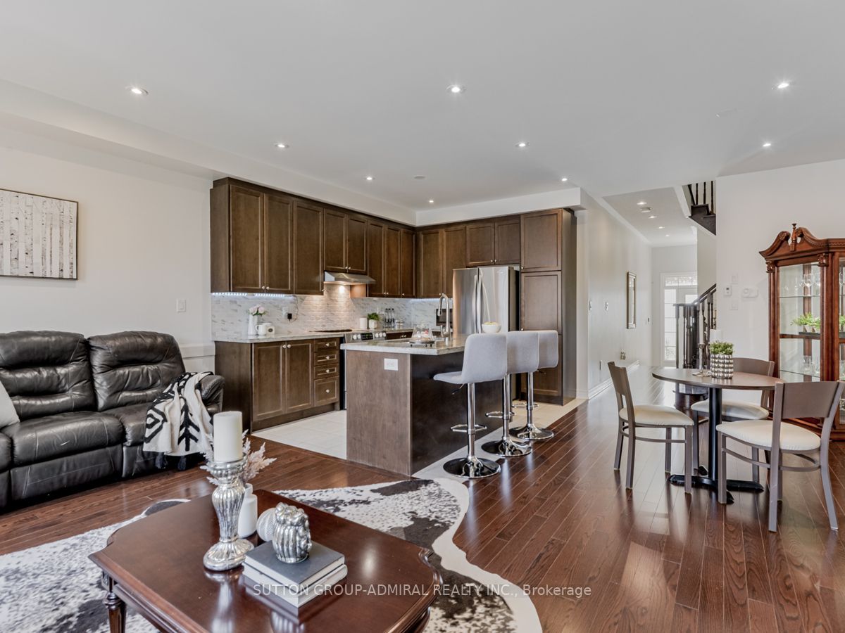 88 Mccann Cres, Bradford West Gwillimbury
