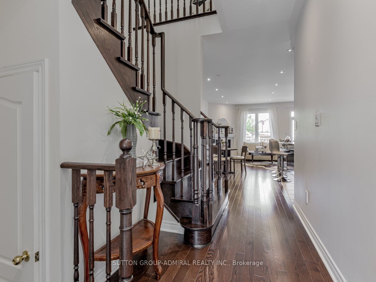 88 Mccann Cres, Bradford West Gwillimbury