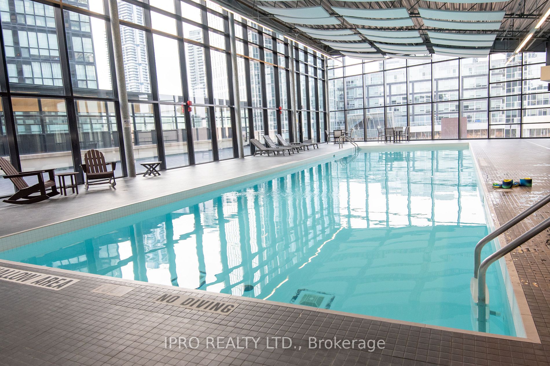 2900 Highway 7 Road, #809