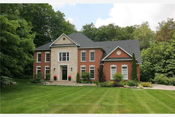 21 Elia Dr, Whitchurch-Stouffville