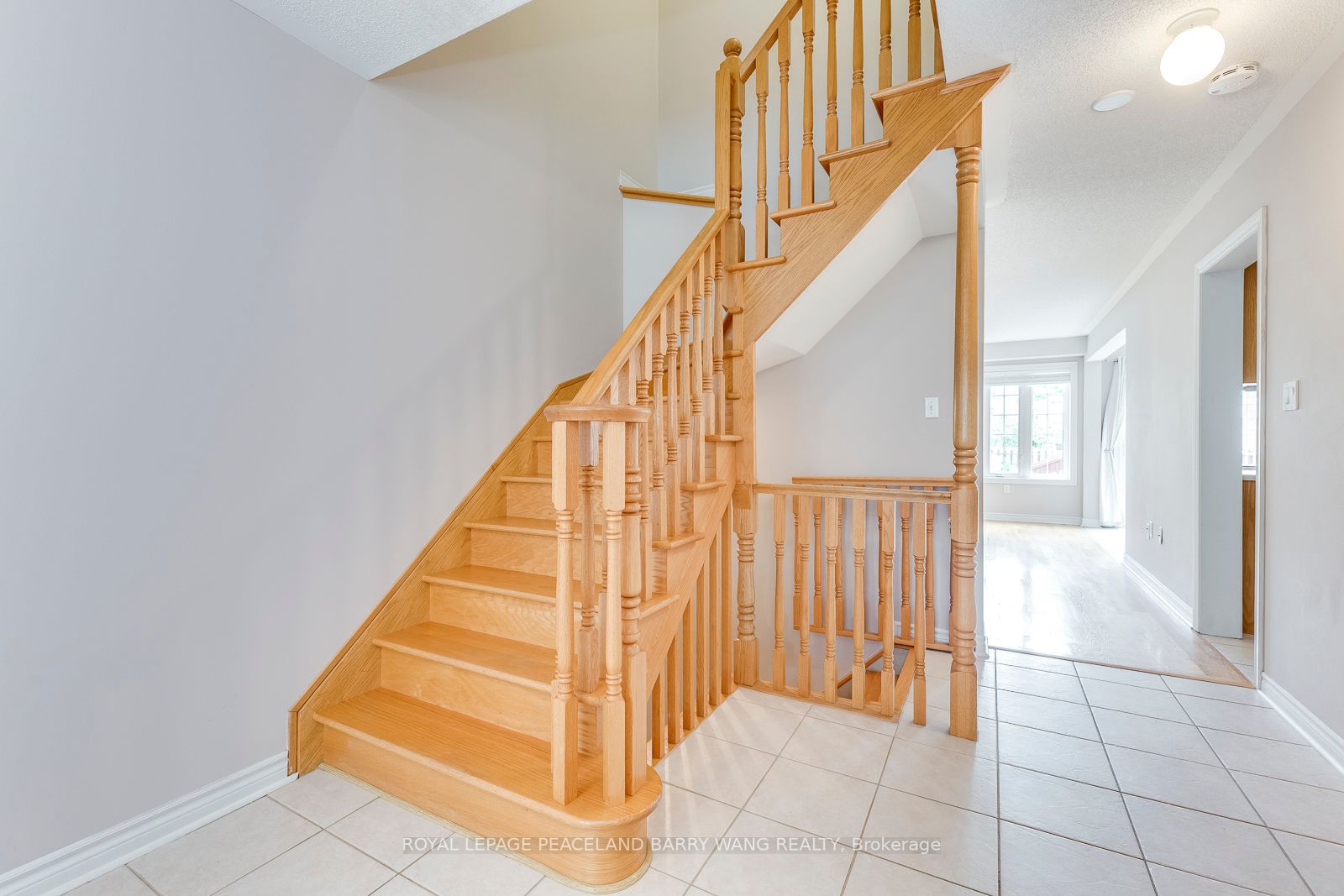 19 Auraglen St
