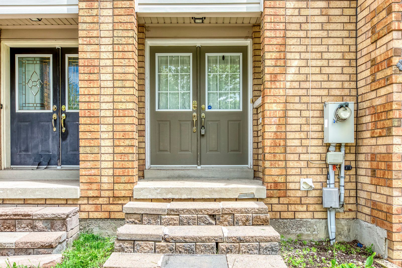 19 Auraglen St