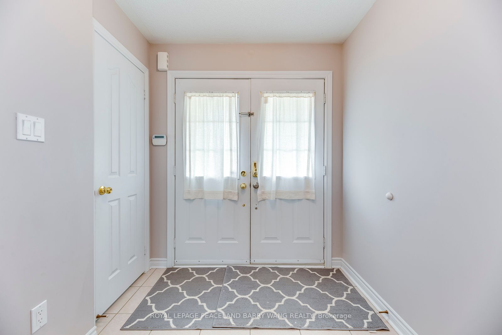 19 Auraglen St