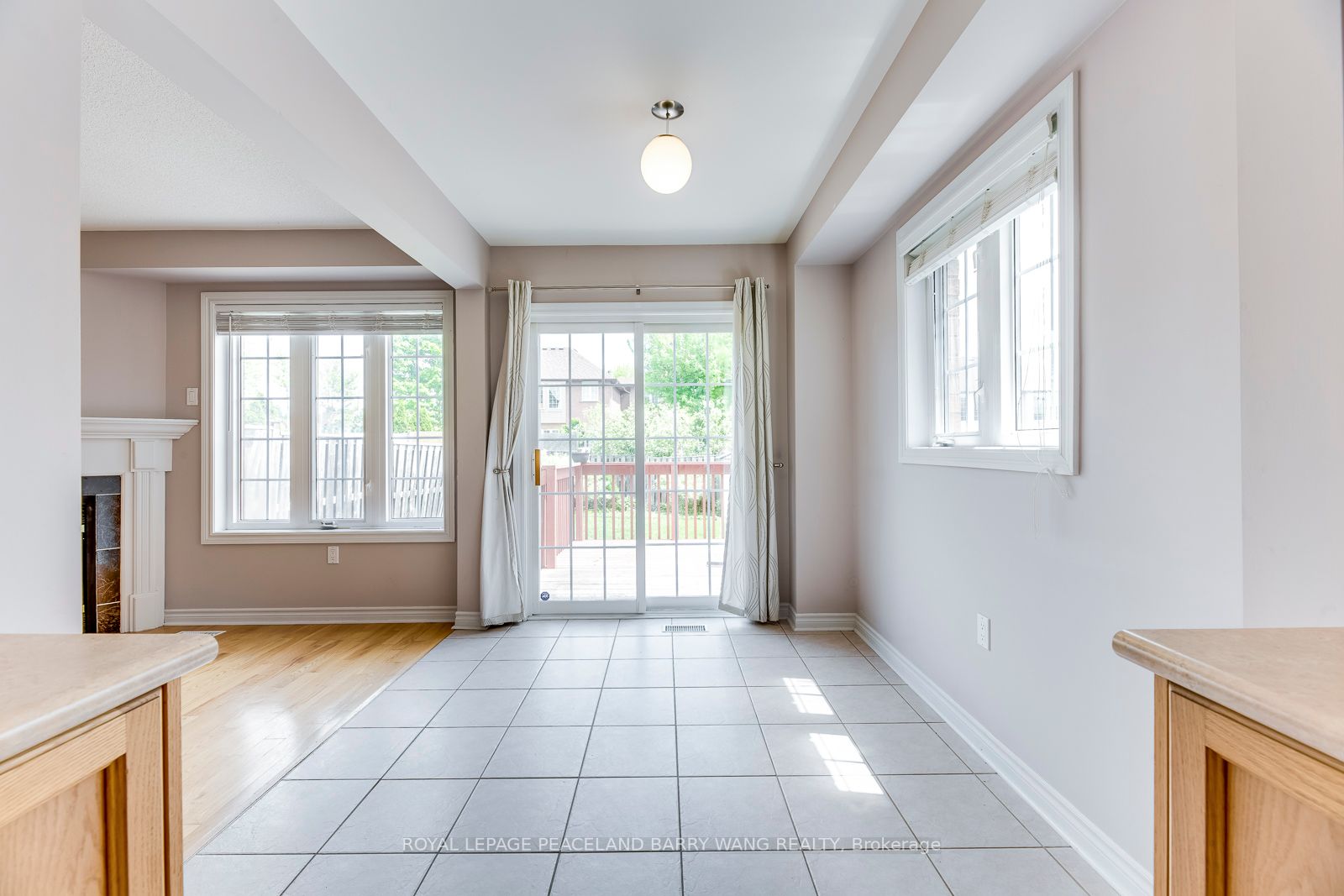 19 Auraglen St