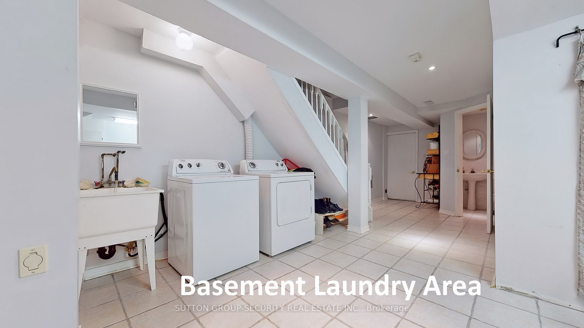 69 Adventure Crescent