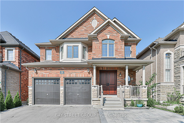 9 Motley Crt, Richmond Hill