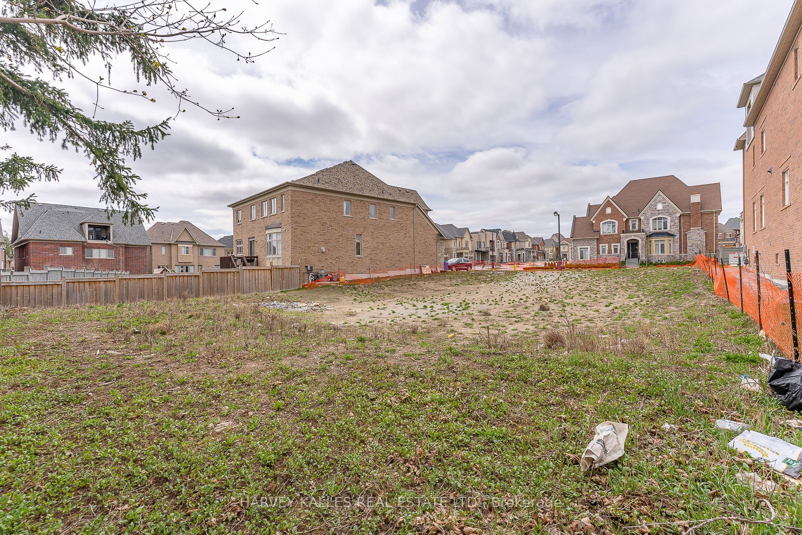 39 Keatley Dr