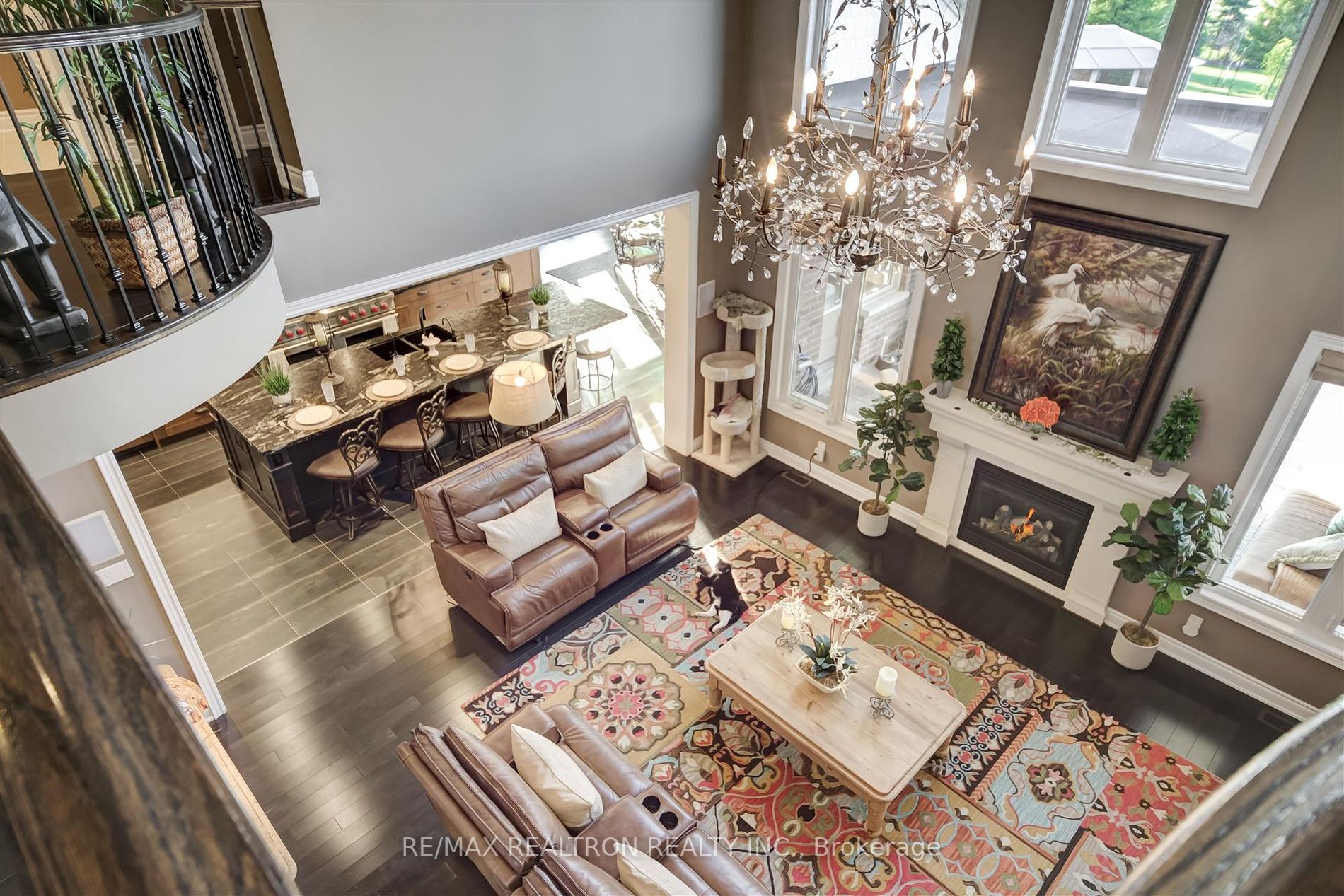 15 Pine Vista Avenue