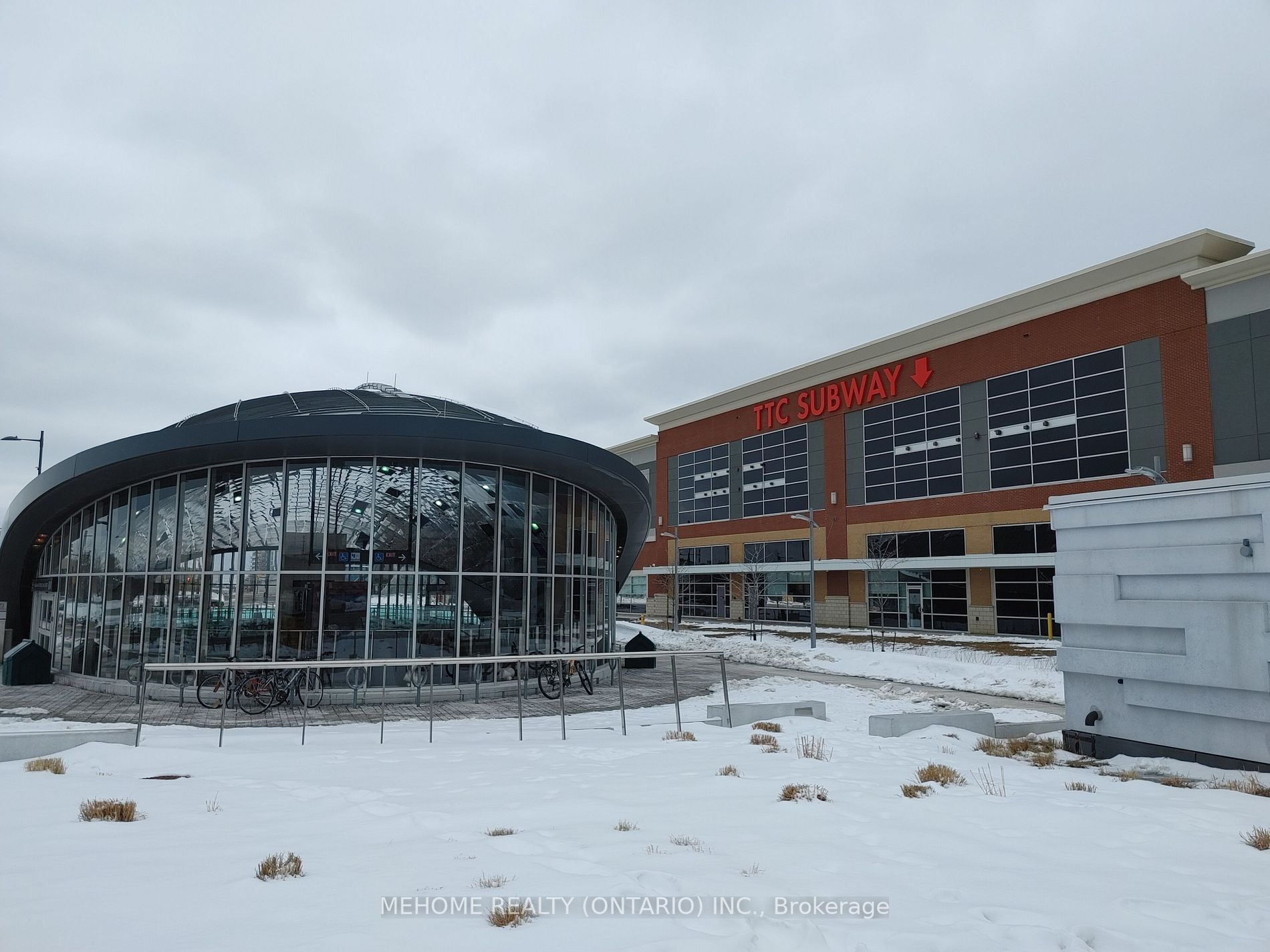 898 Portage Pkwy, #2605