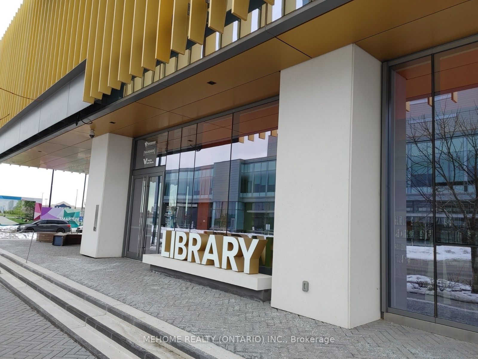 898 Portage Pkwy, #2605