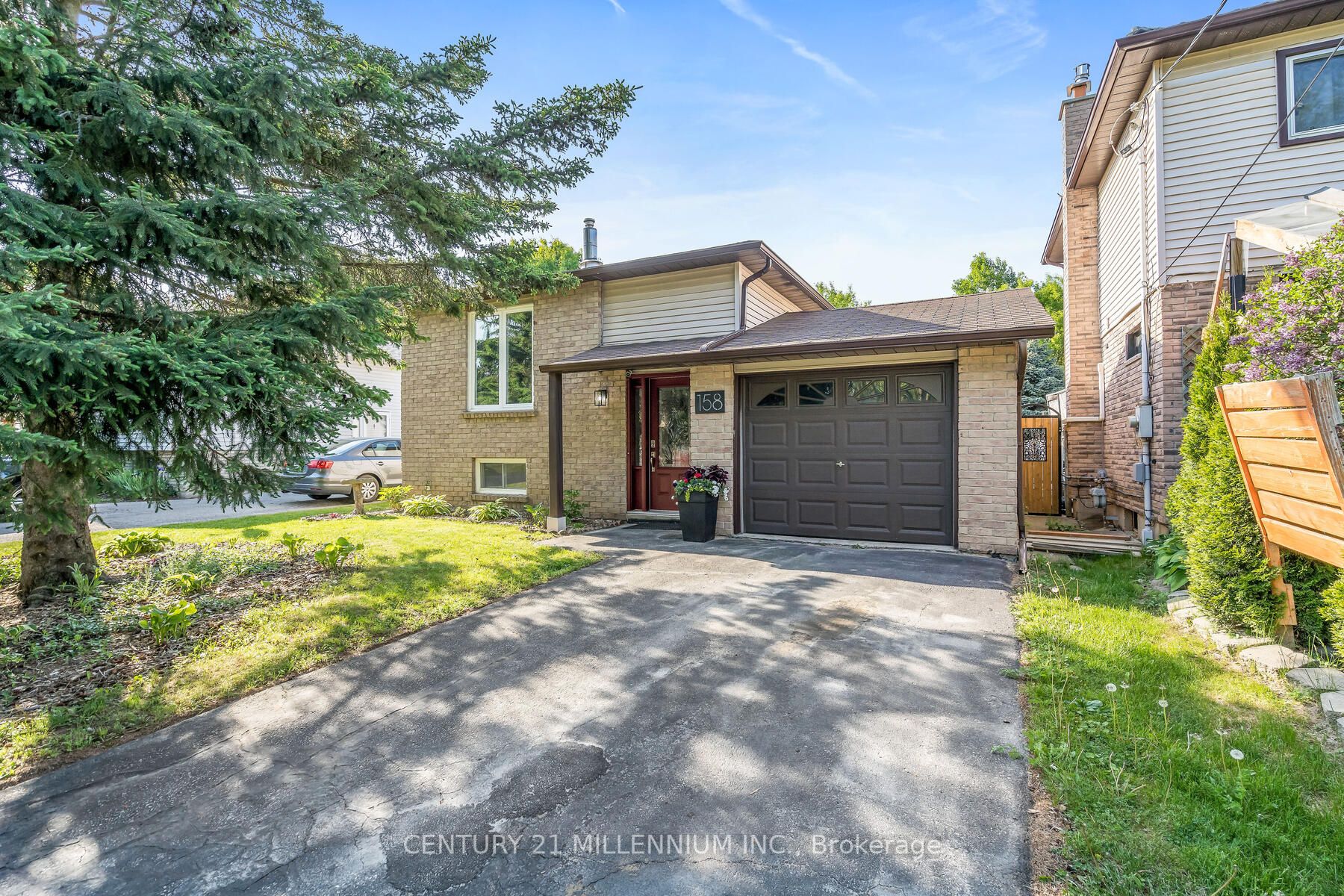 158 Queen St