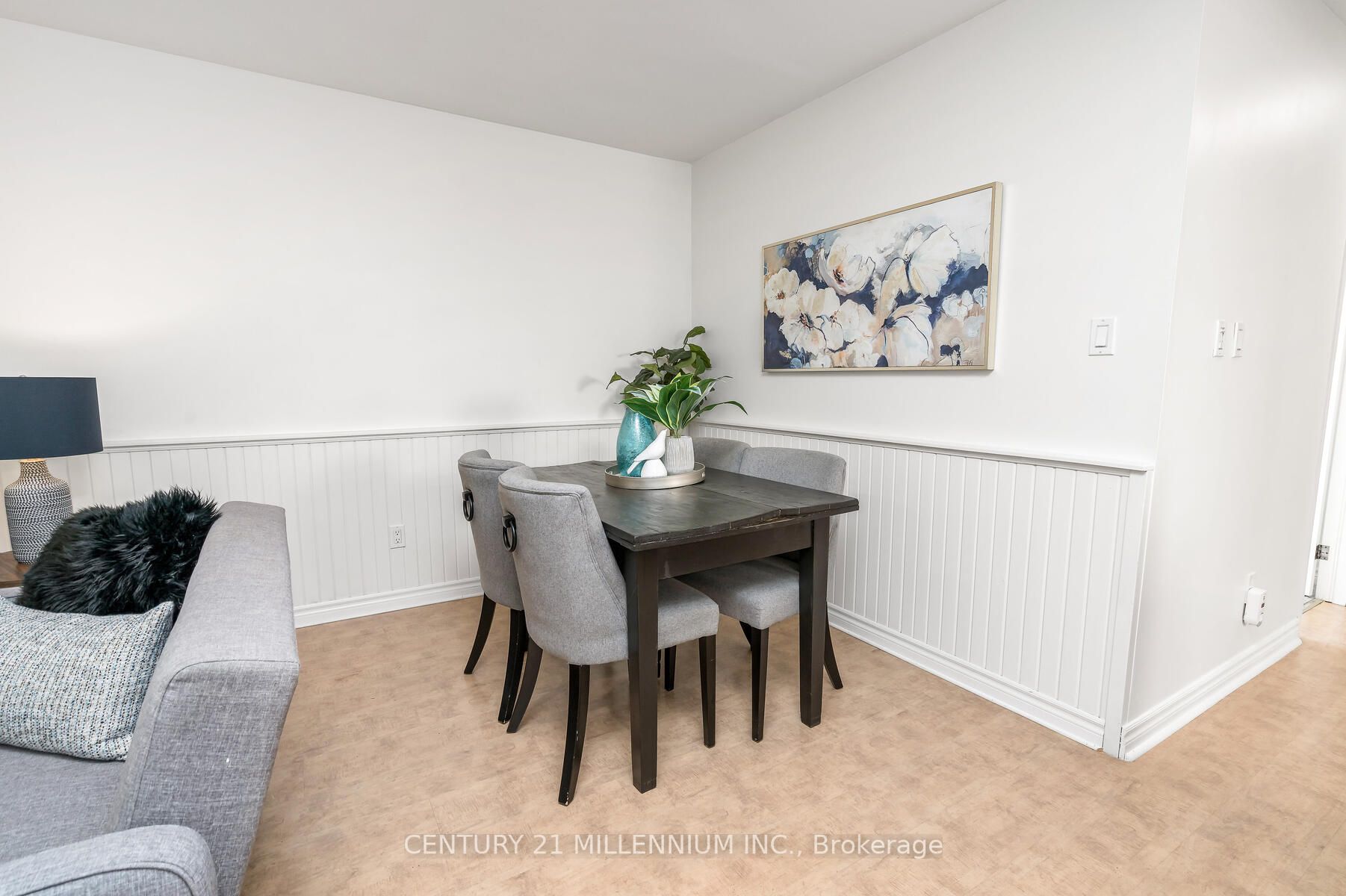 158 Queen St